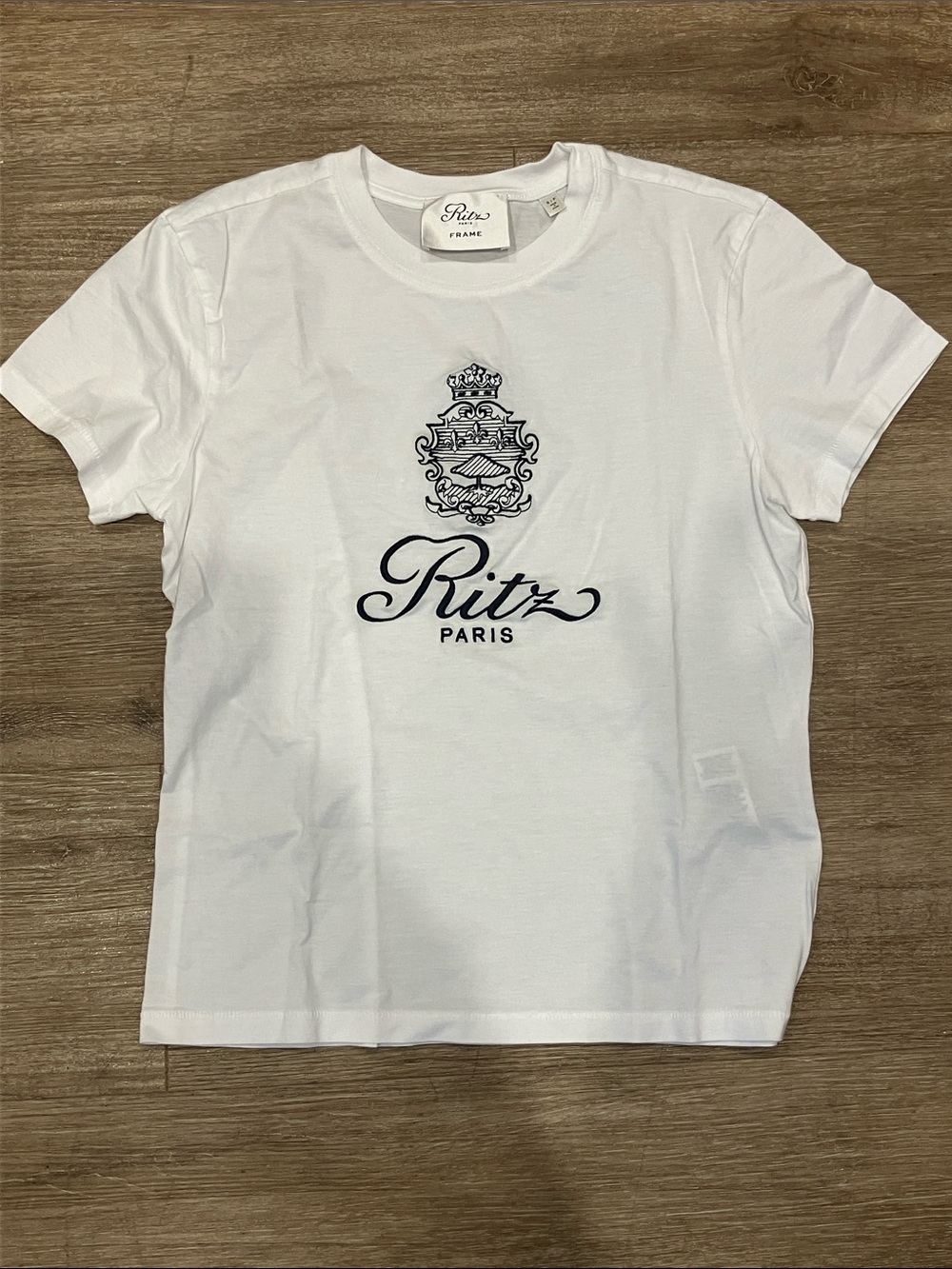 Ritz Paris x Frame White Crest Logo T-Shirt small